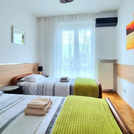 Saska Kepa Apartment Warsaw Exterior photo